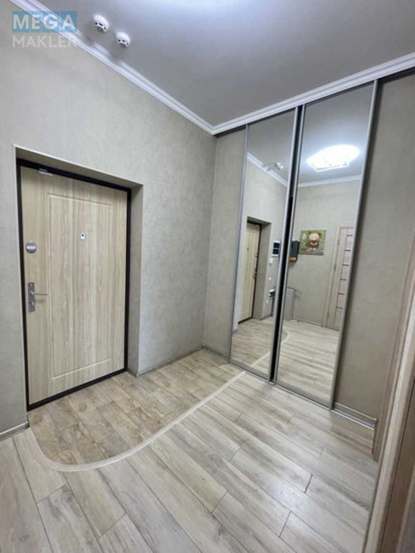 Продаж 1 кімнатної квартири (54/22/22), 12 пов. 18 пов. будинку, <a class="location-link" href="/kiev/" title="Недвижимость Київ">Київ</a>, <a class="location-link" href="/kiev/goloseevskij/" title="Недвижимость Голосіївський район">Голосіївський р-н</a>, Демеевская ул., 13 (изображение 8)