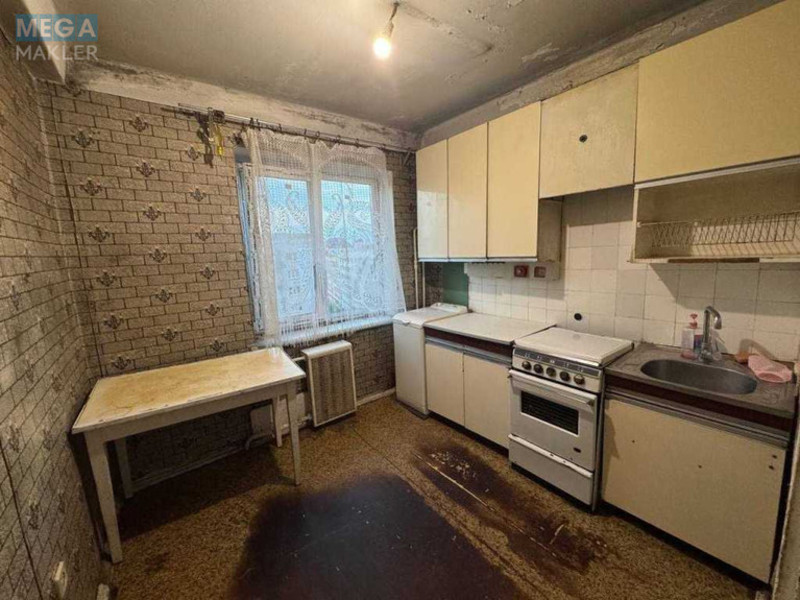 Продаж 3 кімнатної квартири (56/41/7), 9 пов. 9 пов. будинку, <a class="location-link" href="/kiev/" title="Недвижимость Київ">Київ</a>, <a class="location-link" href="/kiev/solomenskij/" title="Недвижимость Солом'янський район">Солом'янський р-н</a>, Борщагівська вул., 139/141 (изображение 5)