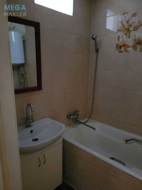 Оренда 3 кімнатної квартири, <a class="location-link" href="/odessa/" title="Недвижимость Одеса">Одеса</a>, <a class="location-link" href="/odessa/suvorovskij/" title="Недвижимость Суворовський район">Суворовський р-н</a>, Князя Владимира Великого, 149 (изображение 7)