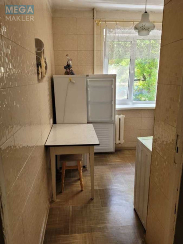 Оренда 3 кімнатної квартири, <a class="location-link" href="/odessa/" title="Недвижимость Одеса">Одеса</a>, <a class="location-link" href="/odessa/suvorovskij/" title="Недвижимость Суворовський район">Суворовський р-н</a>, Князя Владимира Великого, 149 (изображение 11)