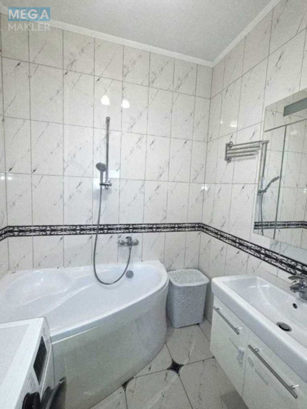 Оренда 2 кімнатної квартири, <a class="location-link" href="/kiev/" title="Недвижимость Київ">Київ</a>, <a class="location-link" href="/kiev/darnickij/" title="Недвижимость Дарницький район">Дарницький р-н</a>, Урлівська вул., 23В (изображение 14)
