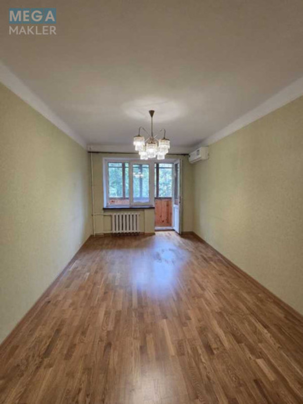 Продаж 2 кімнатної квартири (44,5/28,4/8), 4 пов. 5 пов. будинку, <a class="location-link" href="/kiev/" title="Недвижимость Київ">Київ</a>, <a class="location-link" href="/kiev/solomenskij/" title="Недвижимость Солом'янський район">Солом'янський р-н</a>, Білгородська вул., 6 (изображение 7)