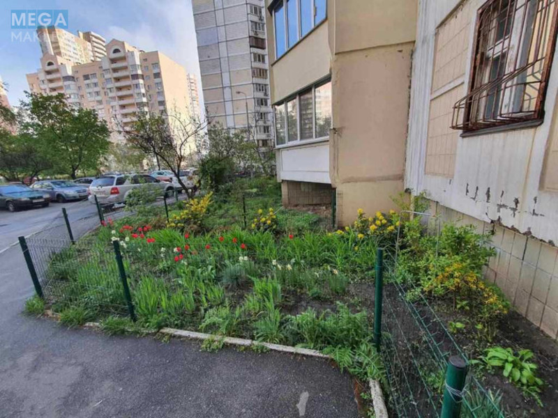 Продаж 2 кімнатної квартири (61,2/35/11,8), 1 пов. 16 пов. будинку, <a class="location-link" href="/kiev/" title="Недвижимость Київ">Київ</a>, <a class="location-link" href="/kiev/darnickij/" title="Недвижимость Дарницький район">Дарницький р-н</a>, Вишняковская ул., 7а (изображение 8)