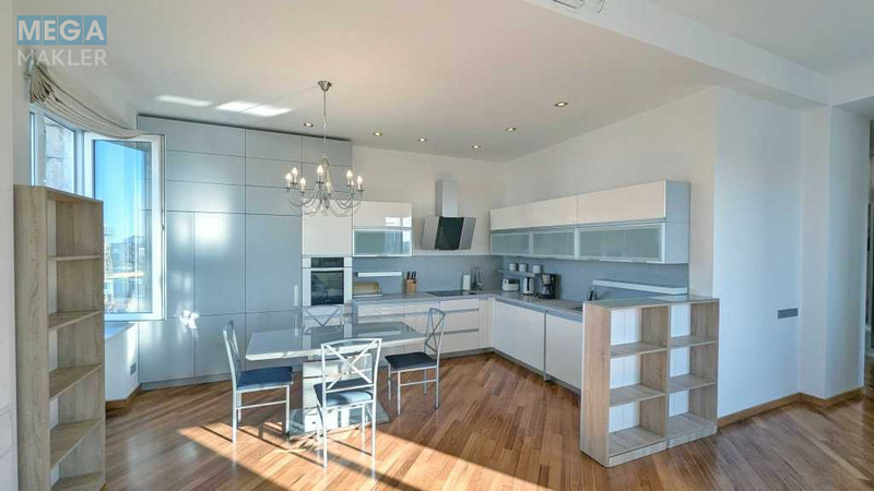 Оренда 3 кімнатної квартири, <a class="location-link" href="/kiev/" title="Недвижимость Київ">Київ</a>, <a class="location-link" href="/kiev/pecherskij/" title="Недвижимость Печерський район">Печерський р-н</a>, Кловський узвіз, 17 (изображение 3)