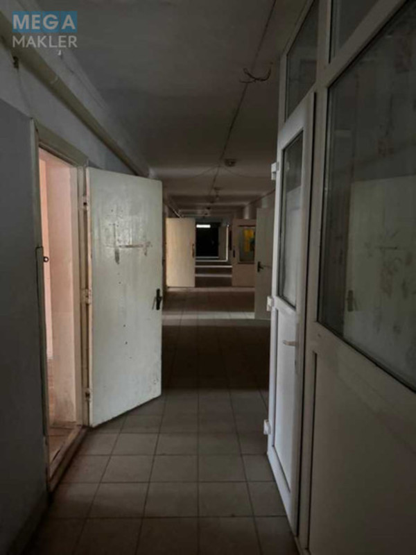 Оренда комплексу будівель та споруд, 1&nbsp;000&nbsp;кв.м, под производство, <a class="location-link" href="/kiev/" title="Недвижимость Київ">Київ</a>, <a class="location-link" href="/kiev/svyatoshinskij/" title="Недвижимость Святошинський район">Святошинський р-н</a>, Мира ул., 3 (изображение 3)