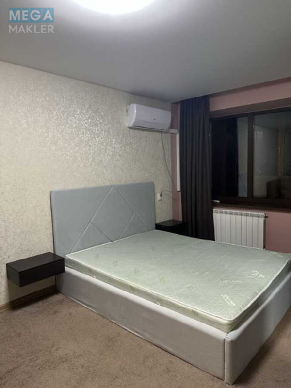 Продаж 1 кімнатної квартири (33/17/7), 1 пов. 9 пов. будинку, <a class="location-link" href="/kiev/" title="Недвижимость Київ">Київ</a>, <a class="location-link" href="/kiev/shevchenkovskij/" title="Недвижимость Шевченківський район">Шевченківський р-н</a>, Политехнический пер., 5 (изображение 3)