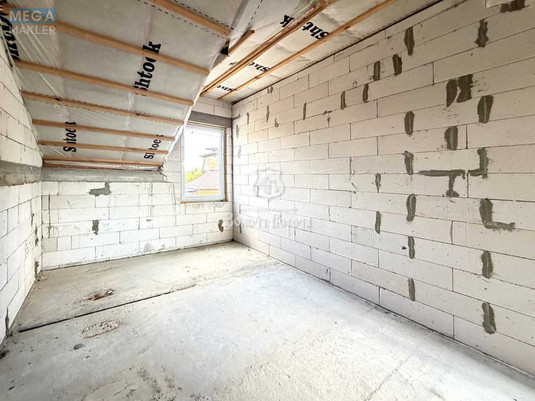 Продаж дома, 2&nbsp;поверху, 92&nbsp;кв.м, 3&nbsp;кімнати, ділянка 1,52&nbsp;сотка, <a class="location-link" href="/tarasovka-selo-kv-kievo-svyatoshinskij-rajon/" title="Недвижимость Тарасівка">Тарасівка</a>, Айвазовського вул., 26г (изображение 5)
