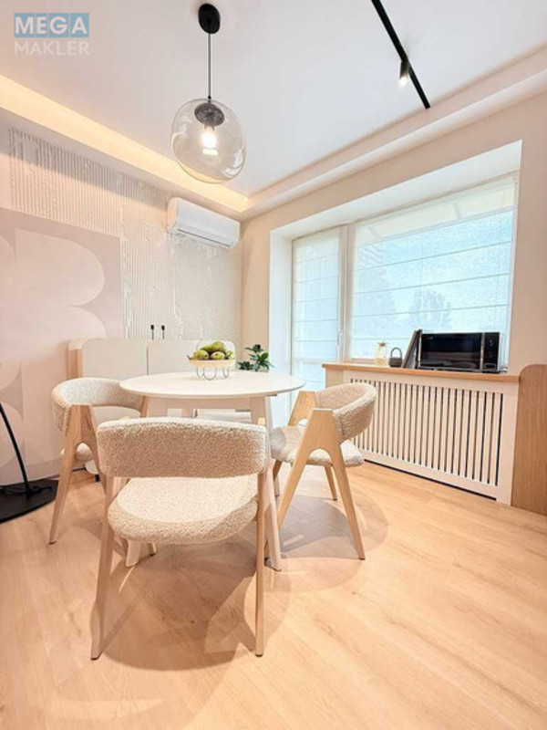 Оренда 2 кімнатної квартири, <a class="location-link" href="/kiev/" title="Недвижимость Київ">Київ</a>, <a class="location-link" href="/kiev/pecherskij/" title="Недвижимость Печерський район">Печерський р-н</a>, Академіка Богомольця вул., 8А (изображение 7)