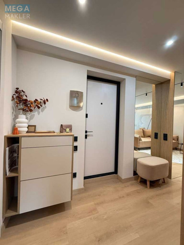 Оренда 2 кімнатної квартири, <a class="location-link" href="/kiev/" title="Недвижимость Київ">Київ</a>, <a class="location-link" href="/kiev/pecherskij/" title="Недвижимость Печерський район">Печерський р-н</a>, Академіка Богомольця вул., 8А (изображение 20)
