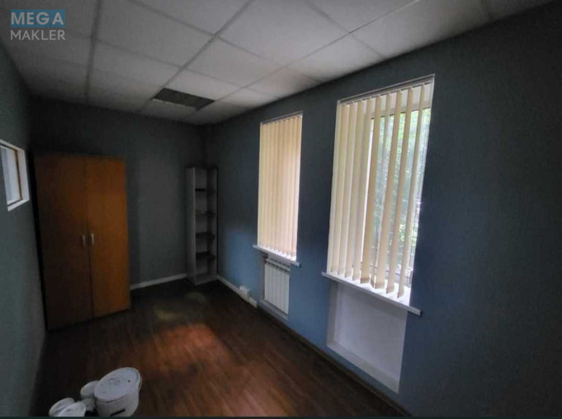 Продаж 3 кімнатної квартири (56/40/8), 1 пов. 3 пов. будинку, <a class="location-link" href="/kiev/" title="Недвижимость Київ">Київ</a>, <a class="location-link" href="/kiev/solomenskij/" title="Недвижимость Солом'янський район">Солом'янський р-н</a>, Вацлава Гавела бульв., 67 (изображение 5)