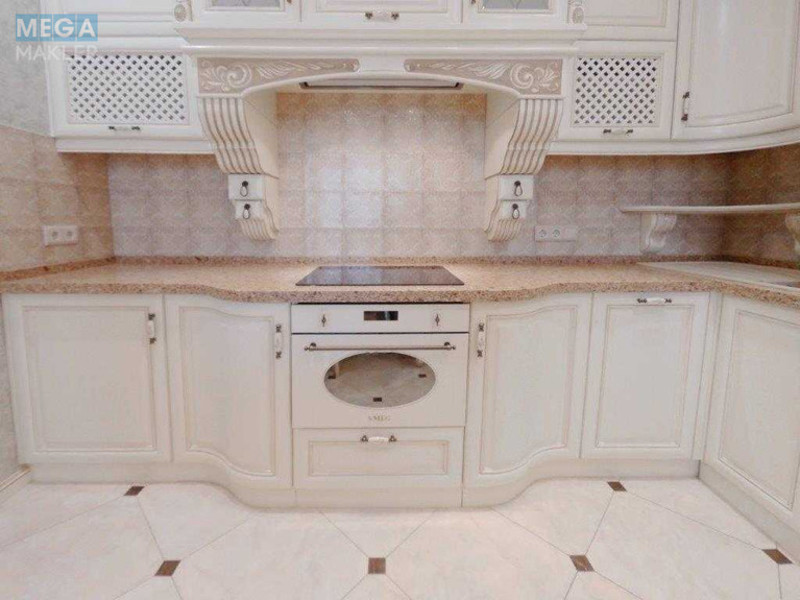 Оренда 4 кімнатні квартири, <a class="location-link" href="/kiev/" title="Недвижимость Київ">Київ</a>, <a class="location-link" href="/kiev/pecherskij/" title="Недвижимость Печерський район">Печерський р-н</a>, Институтская ул., 18 (изображение 7)