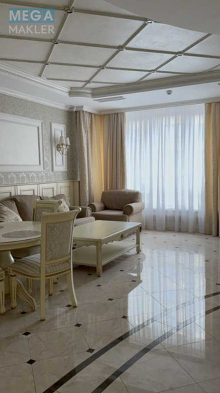 Оренда 4 кімнатні квартири, <a class="location-link" href="/kiev/" title="Недвижимость Київ">Київ</a>, <a class="location-link" href="/kiev/pecherskij/" title="Недвижимость Печерський район">Печерський р-н</a>, Институтская ул., 18 (изображение 10)