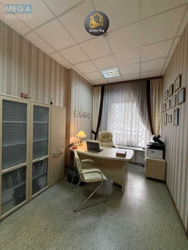 Продаж комерційної нерухомості, 29,20&nbsp;кв.м, под офис, <a class="location-link" href="/kiev/" title="Недвижимость Київ">Київ</a>, <a class="location-link" href="/kiev/dneprovskij/" title="Недвижимость Дніпровський район">Дніпровський р-н</a>, Євгена Сверстюка вул., 11А (изображение 9)