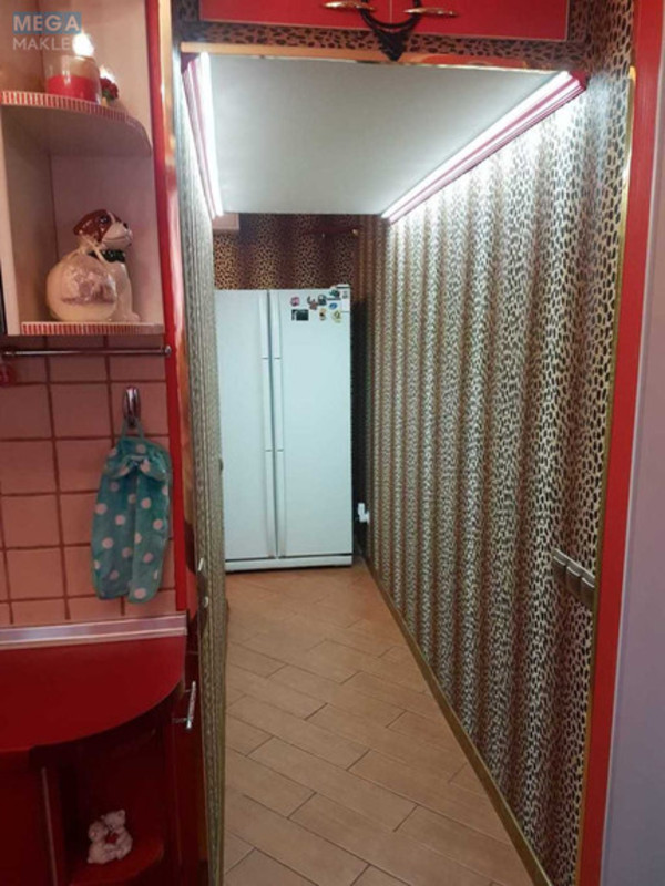 Продаж 2 кімнатної квартири (45/28/7), 3 пов. 5 пов. будинку, <a class="location-link" href="/kiev/" title="Недвижимость Київ">Київ</a>, <a class="location-link" href="/kiev/solomenskij/" title="Недвижимость Солом'янський район">Солом'янський р-н</a>, Вацлава Гавела бульв., 83Г (изображение 8)