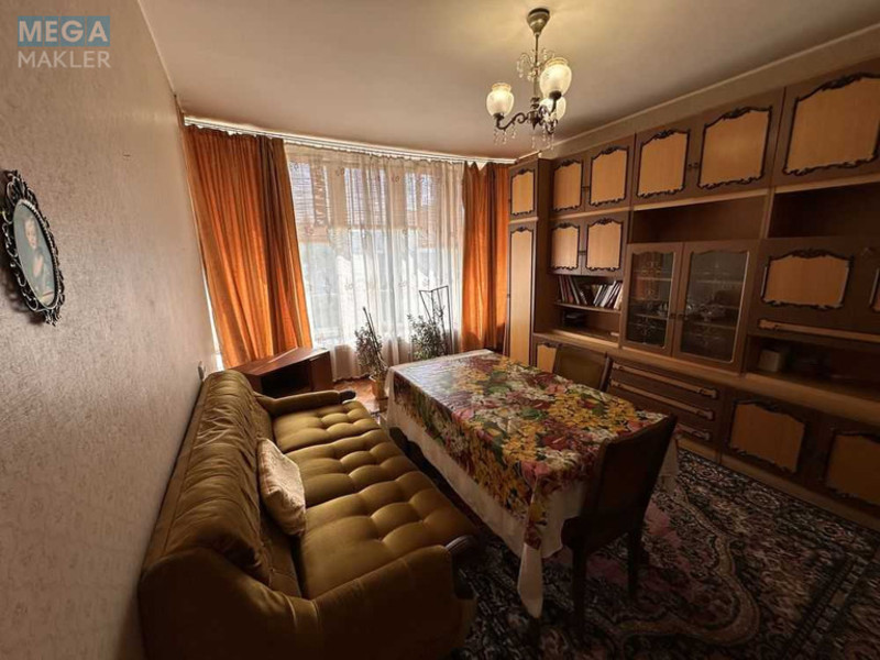 Продаж 3 кімнатної квартири (94/?/10), 4 пов. 9 пов. будинку, <a class="location-link" href="/kiev/" title="Недвижимость Київ">Київ</a>, <a class="location-link" href="/kiev/pecherskij/" title="Недвижимость Печерський район">Печерський р-н</a>, Михайла Омеляновича-Павленка вул., 19 (изображение 2)