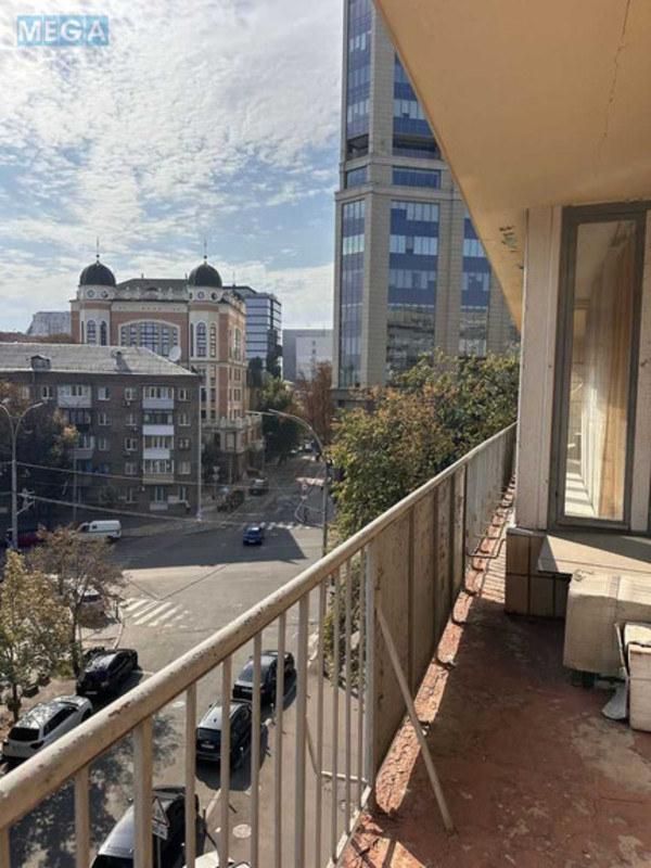 Продаж 3 кімнатної квартири (94/?/10), 4 пов. 9 пов. будинку, <a class="location-link" href="/kiev/" title="Недвижимость Київ">Київ</a>, <a class="location-link" href="/kiev/pecherskij/" title="Недвижимость Печерський район">Печерський р-н</a>, Михайла Омеляновича-Павленка вул., 19 (изображение 17)