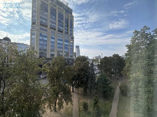 Продаж 3 кімнатної квартири (94/?/10), 4 пов. 9 пов. будинку, <a class="location-link" href="/kiev/" title="Недвижимость Київ">Київ</a>, <a class="location-link" href="/kiev/pecherskij/" title="Недвижимость Печерський район">Печерський р-н</a>, Михайла Омеляновича-Павленка вул., 19 (изображение 18)