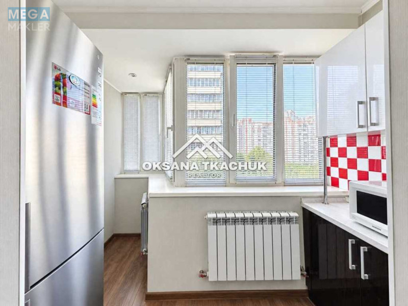 Оренда 3 кімнатної квартири, <a class="location-link" href="/kiev/" title="Недвижимость Київ">Київ</a>, <a class="location-link" href="/kiev/desnyanskij/" title="Недвижимость Деснянський район">Деснянський р-н</a>, Сержа Лифаря вул., 16 (изображение 4)