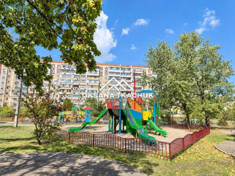 Оренда 3 кімнатної квартири, <a class="location-link" href="/kiev/" title="Недвижимость Київ">Київ</a>, <a class="location-link" href="/kiev/desnyanskij/" title="Недвижимость Деснянський район">Деснянський р-н</a>, Сержа Лифаря вул., 16 (изображение 22)