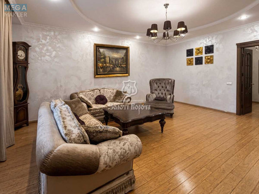 Продаж 3 кімнатної квартири (136/66/22), 7 пов. 9 пов. будинку, <a class="location-link" href="/kiev/" title="Недвижимость Київ">Київ</a>, <a class="location-link" href="/kiev/podolskij/" title="Недвижимость Подільський район">Подільський р-н</a>, Вишгородська вул., 45/2 (изображение 2)