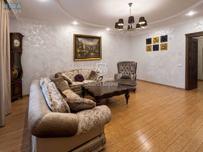 Продаж 3 кімнатної квартири (136/66/22), 7 пов. 9 пов. будинку, <a class="location-link" href="/kiev/" title="Недвижимость Київ">Київ</a>, <a class="location-link" href="/kiev/podolskij/" title="Недвижимость Подільський район">Подільський р-н</a>, Вишгородська вул., 45/2 (изображение 2)
