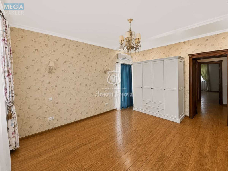 Продаж 3 кімнатної квартири (136/66/22), 7 пов. 9 пов. будинку, <a class="location-link" href="/kiev/" title="Недвижимость Київ">Київ</a>, <a class="location-link" href="/kiev/podolskij/" title="Недвижимость Подільський район">Подільський р-н</a>, Вишгородська вул., 45/2 (изображение 7)