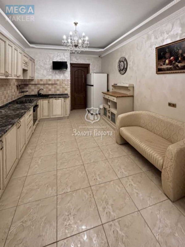 Продаж 3 кімнатної квартири (136/66/22), 7 пов. 9 пов. будинку, <a class="location-link" href="/kiev/" title="Недвижимость Київ">Київ</a>, <a class="location-link" href="/kiev/podolskij/" title="Недвижимость Подільський район">Подільський р-н</a>, Вишгородська вул., 45/2 (изображение 10)