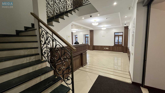 Продаж комерційної нерухомості, 500&nbsp;кв.м, под офис, <a class="location-link" href="/kiev/" title="Недвижимость Київ">Київ</a>, <a class="location-link" href="/kiev/goloseevskij/" title="Недвижимость Голосіївський район">Голосіївський р-н</a>, Володимирська вул., 63А (изображение 12)