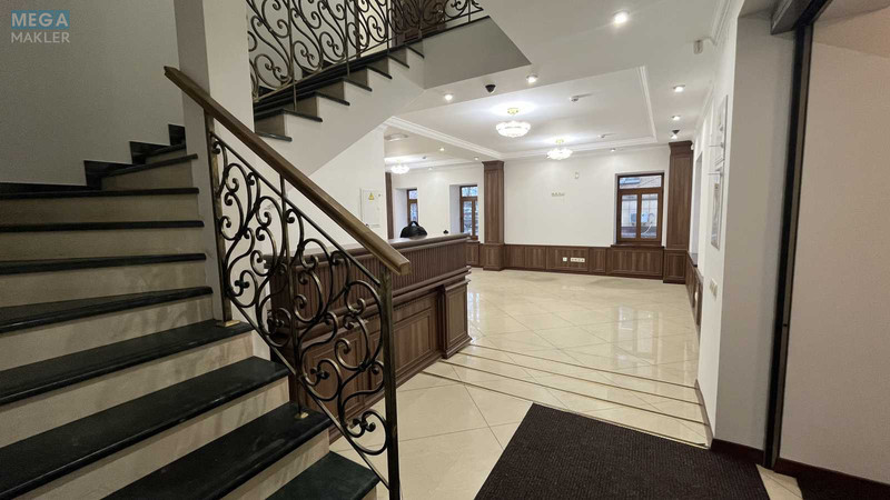 Продаж комерційної нерухомості, 500&nbsp;кв.м, под офис, <a class="location-link" href="/kiev/" title="Недвижимость Київ">Київ</a>, <a class="location-link" href="/kiev/goloseevskij/" title="Недвижимость Голосіївський район">Голосіївський р-н</a>, Володимирська вул., 63А (изображение 12)