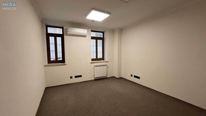 Продаж комерційної нерухомості, 500&nbsp;кв.м, под офис, <a class="location-link" href="/kiev/" title="Недвижимость Київ">Київ</a>, <a class="location-link" href="/kiev/goloseevskij/" title="Недвижимость Голосіївський район">Голосіївський р-н</a>, Володимирська вул., 63А (изображение 14)