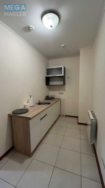 Продаж комерційної нерухомості, 500&nbsp;кв.м, под офис, <a class="location-link" href="/kiev/" title="Недвижимость Київ">Київ</a>, <a class="location-link" href="/kiev/goloseevskij/" title="Недвижимость Голосіївський район">Голосіївський р-н</a>, Володимирська вул., 63А (изображение 19)