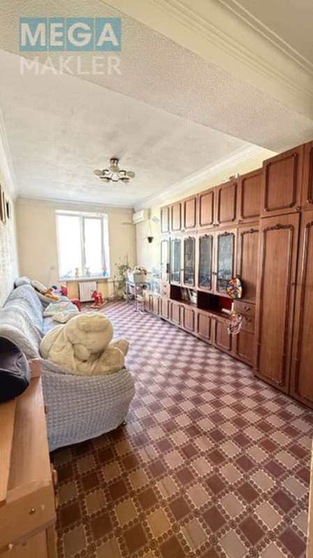 Продаж 3 кімнатної квартири (72/45/5), 4 пов. 5 пов. будинку, <a class="location-link" href="/dnepropetrovsk/" title="Недвижимость Дніпра">Дніпро</a>, <a class="location-link" href="/dnepropetrovsk/zhovtnevyj/" title="Недвижимость Жовтневий район">Жовтневий р-н</a>, європейська (изображение 2)