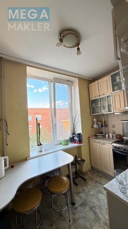 Продаж 3 кімнатної квартири (72/45/5), 4 пов. 5 пов. будинку, <a class="location-link" href="/dnepropetrovsk/" title="Недвижимость Дніпра">Дніпро</a>, <a class="location-link" href="/dnepropetrovsk/zhovtnevyj/" title="Недвижимость Жовтневий район">Жовтневий р-н</a>, європейська (изображение 5)