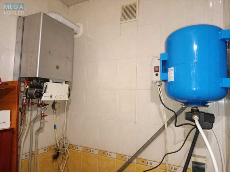 Продаж дома, 2&nbsp;поверху, 96&nbsp;кв.м, 4&nbsp;кімнати, ділянка 15&nbsp;соток, <a class="location-link" href="/belogorodka-selo-kv/" title="Недвижимость Білогородка">Білогородка</a>, вул. Жовтнева, 3 (изображение 14)