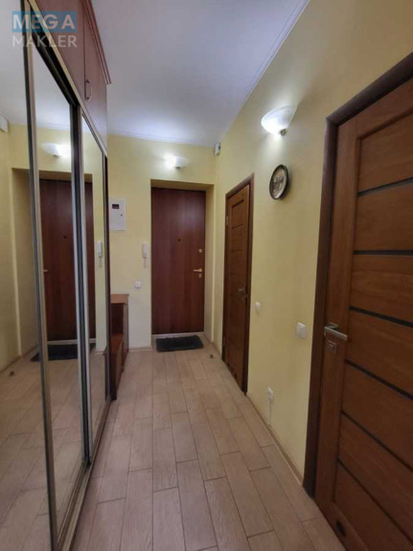 Оренда 1 кімнатної квартири, <a class="location-link" href="/kiev/" title="Недвижимость Київ">Київ</a>, <a class="location-link" href="/kiev/pecherskij/" title="Недвижимость Печерський район">Печерський р-н</a>, Мечникова вул., 10/2 (изображение 14)