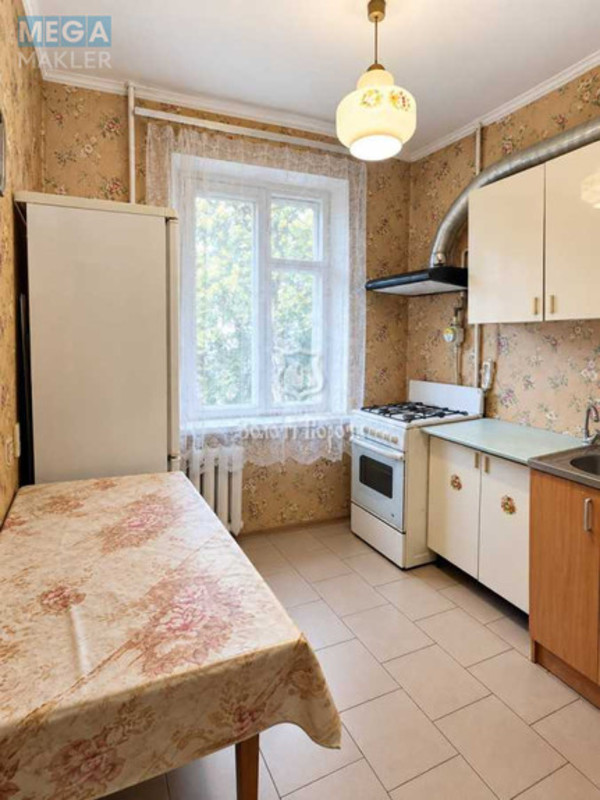 Продаж 2 кімнатної квартири (53,2/26,9/6), 2 пов. 9 пов. будинку, <a class="location-link" href="/kiev/" title="Недвижимость Київ">Київ</a>, <a class="location-link" href="/kiev/svyatoshinskij/" title="Недвижимость Святошинський район">Святошинський р-н</a>, Зодчих вул., 4 (изображение 6)
