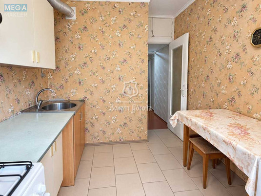 Продаж 2 кімнатної квартири (53,2/26,9/6), 2 пов. 9 пов. будинку, <a class="location-link" href="/kiev/" title="Недвижимость Київ">Київ</a>, <a class="location-link" href="/kiev/svyatoshinskij/" title="Недвижимость Святошинський район">Святошинський р-н</a>, Зодчих вул., 4 (изображение 7)