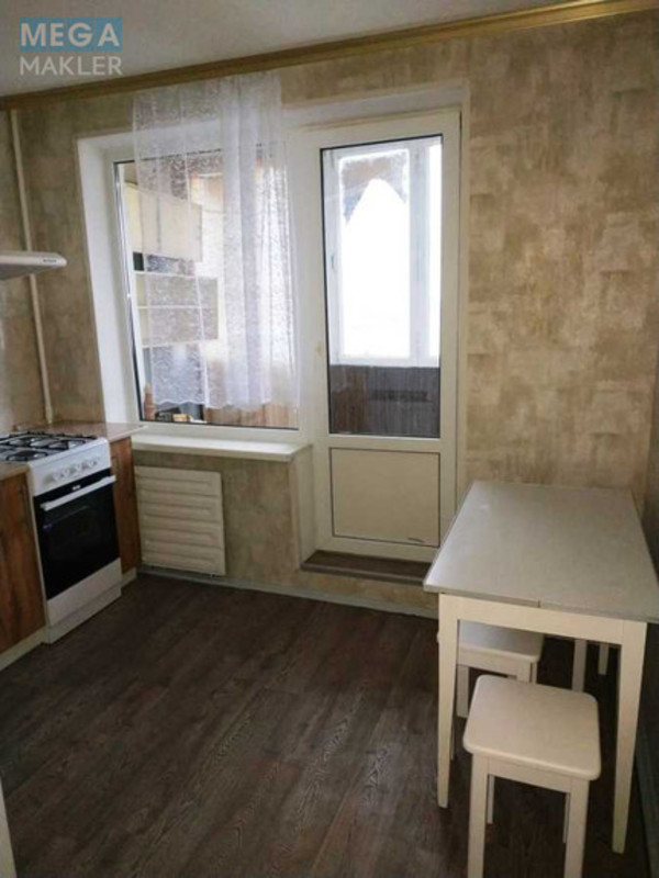 Оренда 1 кімнатної квартири, <a class="location-link" href="/kiev/" title="Недвижимость Київ">Київ</a>, <a class="location-link" href="/kiev/dneprovskij/" title="Недвижимость Дніпровський район">Дніпровський р-н</a>, Березняківська вул., 16 (изображение 7)