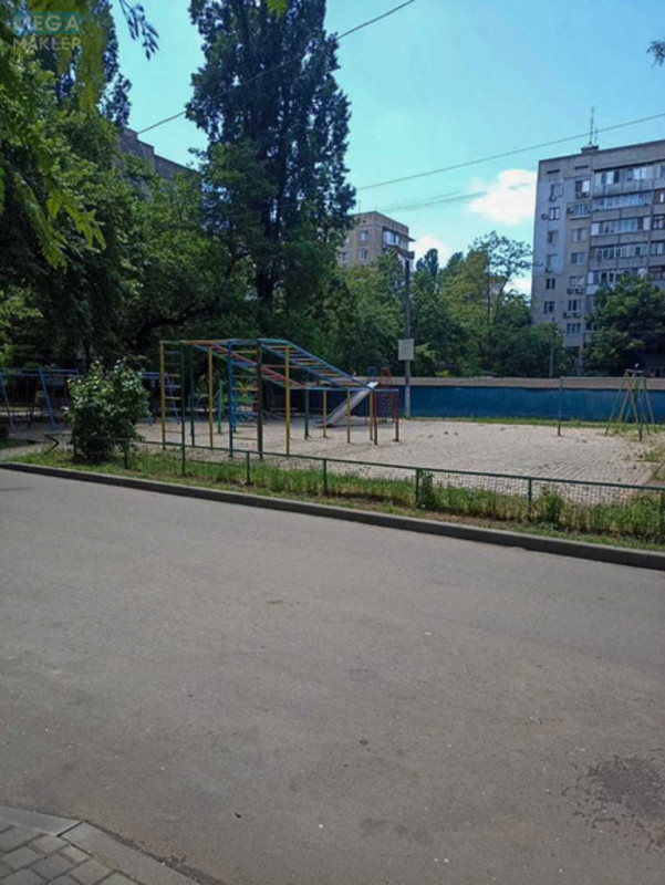 Продаж 3 кімнатної квартири (67/39/10), 3 пов. 9 пов. будинку, <a class="location-link" href="/odessa/" title="Недвижимость Одеса">Одеса</a>, <a class="location-link" href="/odessa/kievskij/" title="Недвижимость Київський район">Київський р-н</a>, Глодан (изображение 13)