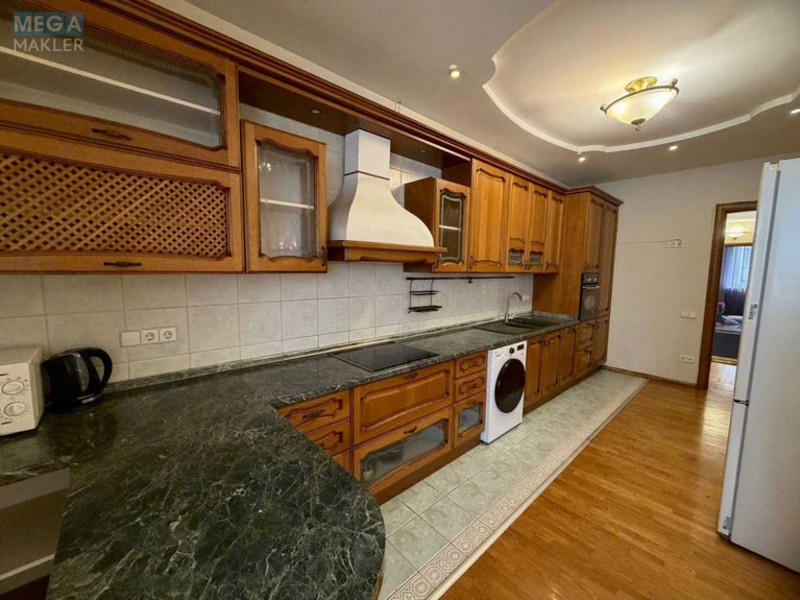 Оренда 4 кімнатні квартири, <a class="location-link" href="/kiev/" title="Недвижимость Київ">Київ</a>, <a class="location-link" href="/kiev/shevchenkovskij/" title="Недвижимость Шевченківський район">Шевченківський р-н</a>, Тургенєвська вул., 45-49 (изображение 7)