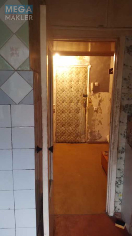 Продаж 3 кімнатної квартири (70/45/7,4), 1 пов. 9 пов. будинку, <a class="location-link" href="/kiev/" title="Недвижимость Київ">Київ</a>, <a class="location-link" href="/kiev/svyatoshinskij/" title="Недвижимость Святошинський район">Святошинський р-н</a>, Булгакова вул., 5 (изображение 5)
