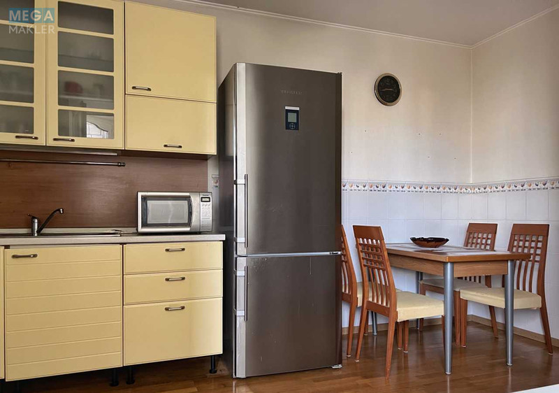 Продаж 3 кімнатної квартири (115/62/14), 6 пов. 16 пов. будинку, <a class="location-link" href="/kiev/" title="Недвижимость Київ">Київ</a>, <a class="location-link" href="/kiev/svyatoshinskij/" title="Недвижимость Святошинський район">Святошинський р-н</a>, Прилужна вул., 4/15 (изображение 2)