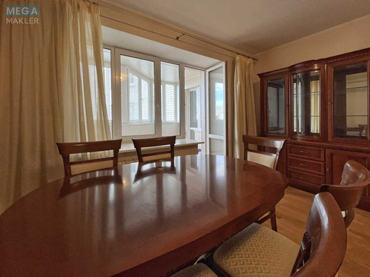 Продаж 3 кімнатної квартири (115/62/14), 6 пов. 16 пов. будинку, <a class="location-link" href="/kiev/" title="Недвижимость Київ">Київ</a>, <a class="location-link" href="/kiev/svyatoshinskij/" title="Недвижимость Святошинський район">Святошинський р-н</a>, Прилужна вул., 4/15 (изображение 7)