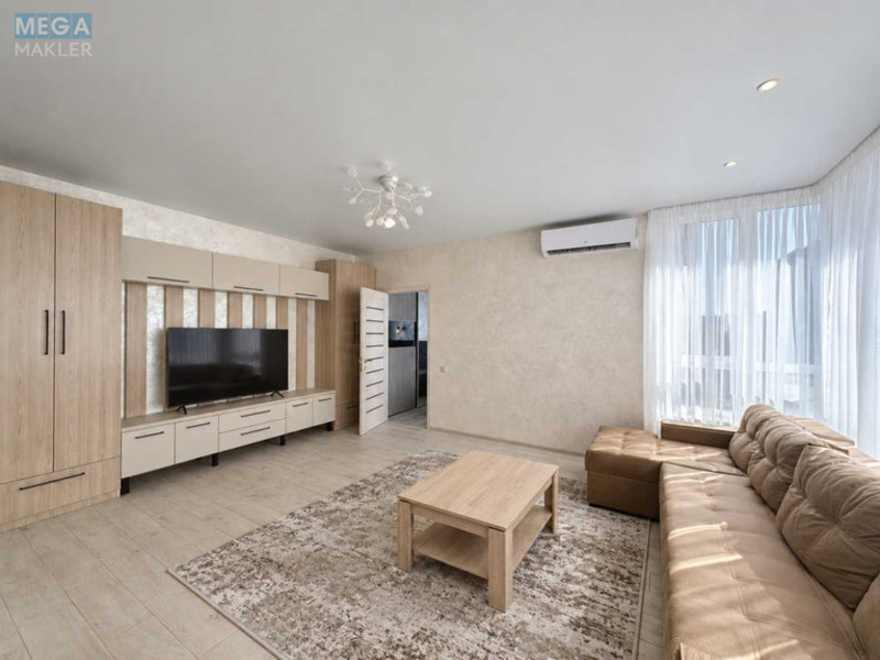 Оренда 2 кімнатної квартири, <a class="location-link" href="/kiev/" title="Недвижимость Київ">Київ</a>, <a class="location-link" href="/kiev/solomenskij/" title="Недвижимость Солом'янський район">Солом'янський р-н</a>, Практична вул., 3 (изображение 7)