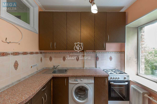 Продаж 1 кімнатної квартири (29,4/15,1/5,9), 3 пов. 5 пов. будинку, <a class="location-link" href="/kiev/" title="Недвижимость Київ">Київ</a>, <a class="location-link" href="/kiev/pecherskij/" title="Недвижимость Печерський район">Печерський р-н</a>, Тверський тупік, 9 (изображение 7)