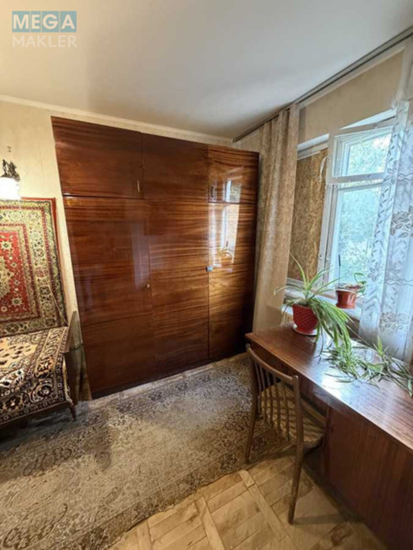 Оренда 2 кімнатної квартири, <a class="location-link" href="/kiev/" title="Недвижимость Київ">Київ</a>, <a class="location-link" href="/kiev/solomenskij/" title="Недвижимость Солом'янський район">Солом'янський р-н</a>, Михаила Донца ул., 18б (изображение 6)
