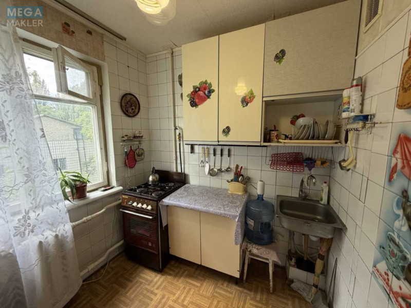 Оренда 2 кімнатної квартири, <a class="location-link" href="/kiev/" title="Недвижимость Київ">Київ</a>, <a class="location-link" href="/kiev/solomenskij/" title="Недвижимость Солом'янський район">Солом'янський р-н</a>, Михаила Донца ул., 18б (изображение 15)