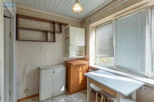 Продаж 1 кімнатної квартири (30/15,1/6,5), 4 пов. 5 пов. будинку, <a class="location-link" href="/kiev/" title="Недвижимость Київ">Київ</a>, <a class="location-link" href="/kiev/dneprovskij/" title="Недвижимость Дніпровський район">Дніпровський р-н</a>, Космічна вул., 3 (изображение 6)