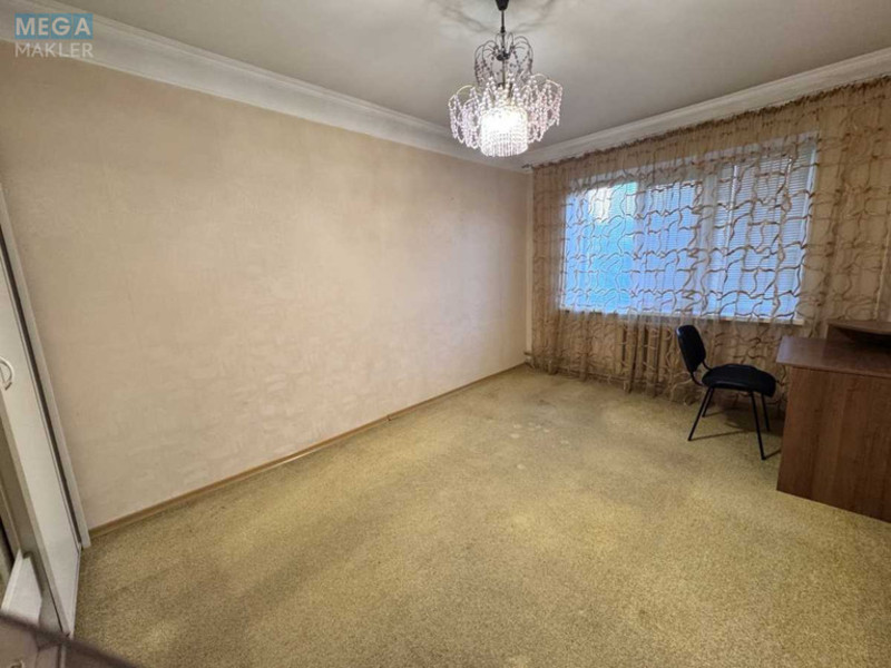 Продаж 2 кімнатної квартири (46/29/7), 5 пов. 5 пов. будинку, <a class="location-link" href="/kiev/" title="Недвижимость Київ">Київ</a>, <a class="location-link" href="/kiev/solomenskij/" title="Недвижимость Солом'янський район">Солом'янський р-н</a>, Михаила Донца ул., 27А (изображение 8)