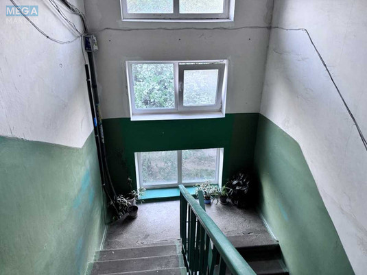 Продаж 2 кімнатної квартири (46/29/7), 5 пов. 5 пов. будинку, <a class="location-link" href="/kiev/" title="Недвижимость Київ">Київ</a>, <a class="location-link" href="/kiev/solomenskij/" title="Недвижимость Солом'янський район">Солом'янський р-н</a>, Михаила Донца ул., 27А (изображение 12)